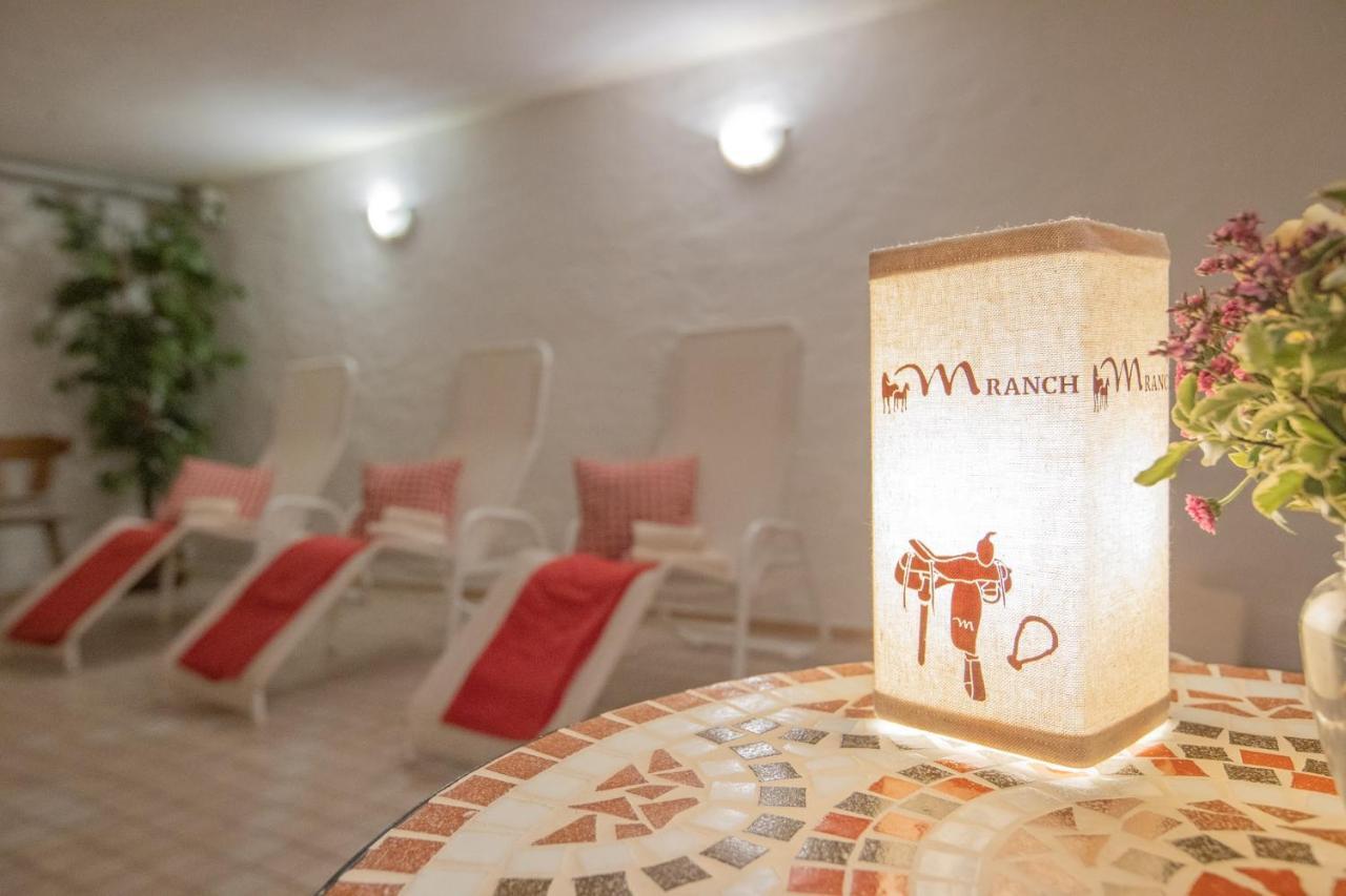 Landhotel Zum Matthiasl Bischofsreut Bagian luar foto