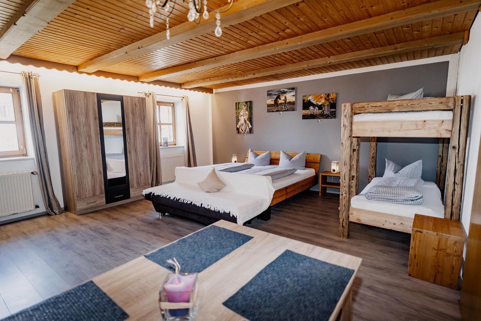 Landhotel Zum Matthiasl Bischofsreut Bagian luar foto